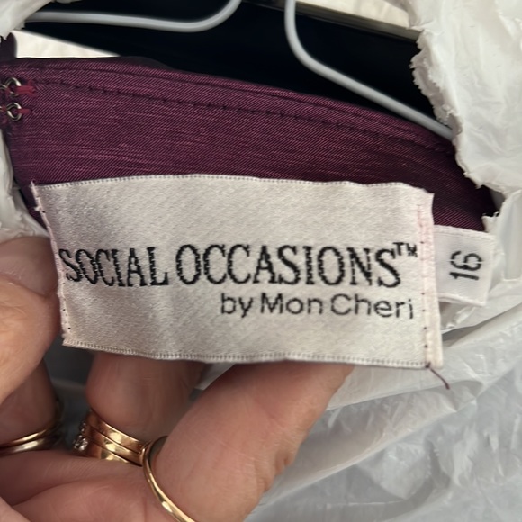 Formal Set - Picture 7 of 7